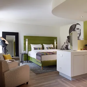 4* فندق إنديغو - فيكتوريا بلاتس